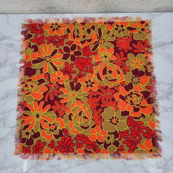 Vintage 60s 70s Floral Orange Red Chartreuse Green Placemats Napkins Fabric - Picture 3 of 9